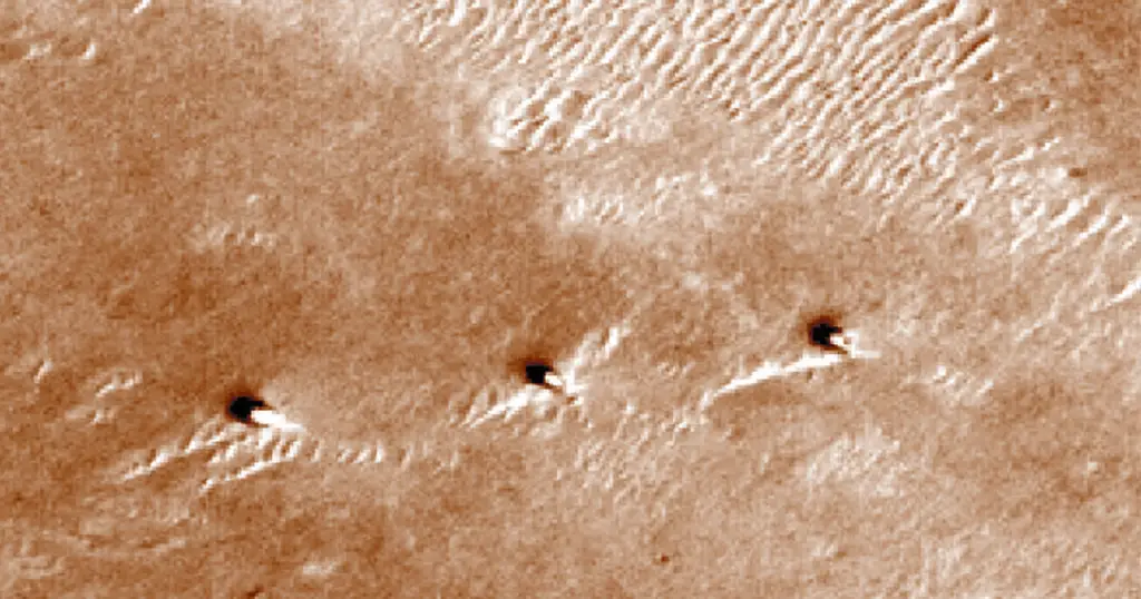 1a towers on mars