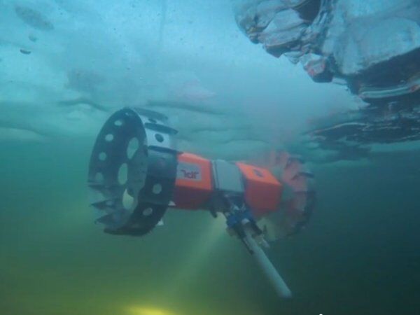 2 NASA Sent This Mysterious Alien Hunting Robot Under Antarcticas Ice 600x450 1